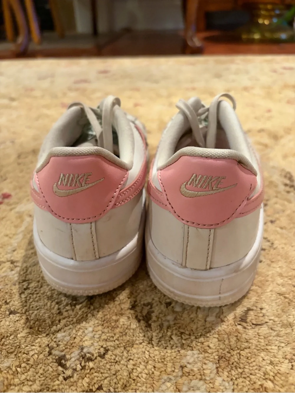 Nike Air Force 1 sneakers pink/white swoosh leather classic traditional